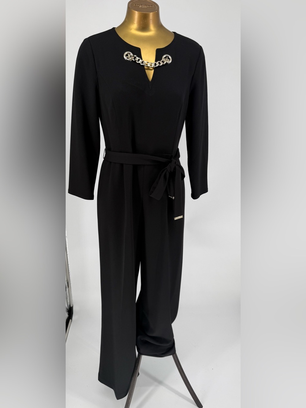 Tommy Hilfiger Black Jumpsuit Gold-Tone Chain Detail & Belt,long Sleeve Size 8